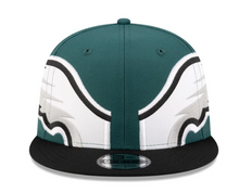 Load image into Gallery viewer, Philadelphia Eagles New Era 9Fifty 950 Snapback Helmet Pack Exclusive Cap