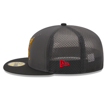 Load image into Gallery viewer, Pittsburg Pirates 59Fifty Tech 5950 New Era Fitted Cap