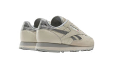 Load image into Gallery viewer, Reebok Classic Leather and Suede 1983 Vintage Shoe  100074341