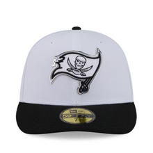 Load image into Gallery viewer, Tampa Bay Buccaneers 59Fifty White &amp; Black Pre-Curved Bill 5950 New Era Fitted Cap