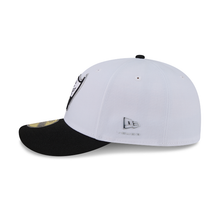 Load image into Gallery viewer, Tampa Bay Buccaneers 59Fifty White &amp; Black Pre-Curved Bill 5950 New Era Fitted Cap