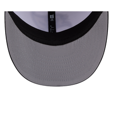 Load image into Gallery viewer, Tampa Bay Buccaneers 59Fifty White &amp; Black Pre-Curved Bill 5950 New Era Fitted Cap