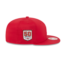 Load image into Gallery viewer, Tampa Bay Buccaneers New Era 59Fifty Sideline Performance Tech 5950 Fitted Cap