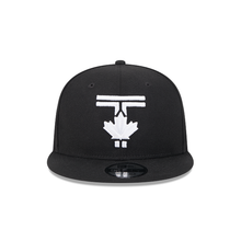 Load image into Gallery viewer, Toronto Blue Jays New Era 9Fifty 950 City Connect Black Snapback Cap