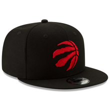 Load image into Gallery viewer, Toronto Raptors New Era 9Fifty 950 Black Snapback Cap with Red Logo