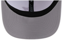 Load image into Gallery viewer, Alabama Crimson Tide White &amp; Crimson 9Seventy 970 New Era Stretch Snapback Cap