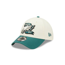 Load image into Gallery viewer, Philadelphia Eagles New Era 39Thirty Flex Fit Hat