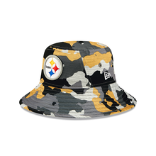 Load image into Gallery viewer, Pittsburgh Steelers New Era Bucket Hat