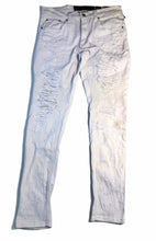 Load image into Gallery viewer, Distressed Jean