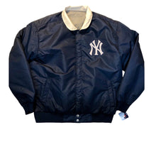 Load image into Gallery viewer, New York Yankees Reversible Jacket
