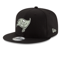 Load image into Gallery viewer, Tampa Bay Buccaneers Snapback