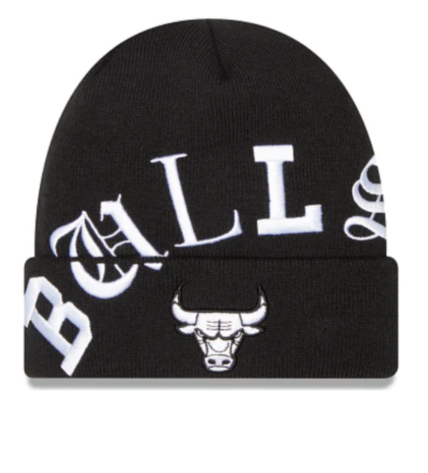 Chicago Bulls New Era Blackletter Knit Beanie