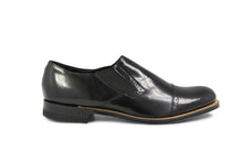 Load image into Gallery viewer, Madison Cap Toe Slip On