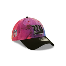 Load image into Gallery viewer, New York Giants New Era Crucial Catch 39Thirty Stretch Hat
