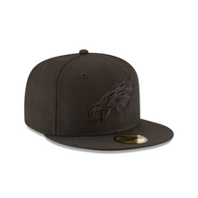 Load image into Gallery viewer, Philadelphia Eagles 5950 Black on Black New Era 59Fifty Fitted Cap